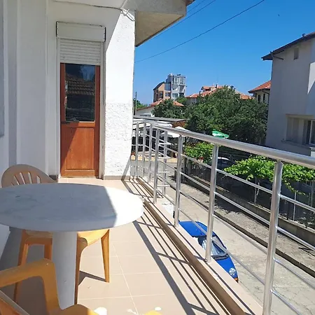 Summerbreath Apartment *
